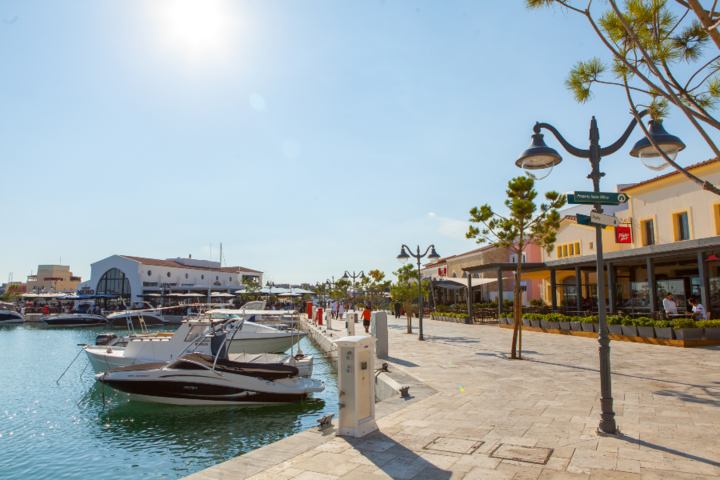 Cyprus  Limassol - Mundorado begeleide vakanties voor mensen met een lichamelijk beperking